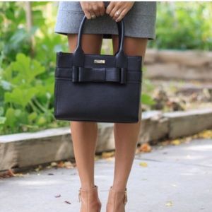 ✨✨ Kate Spade Black Bow bag